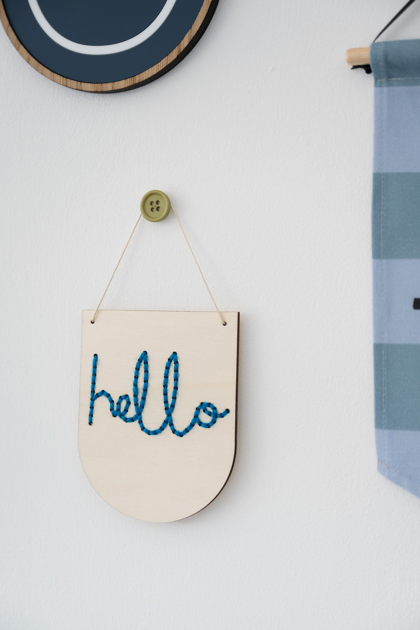 LOVELY BUTTON UPS ® Button Wall Hooks - Mid Century Modern Collection #03