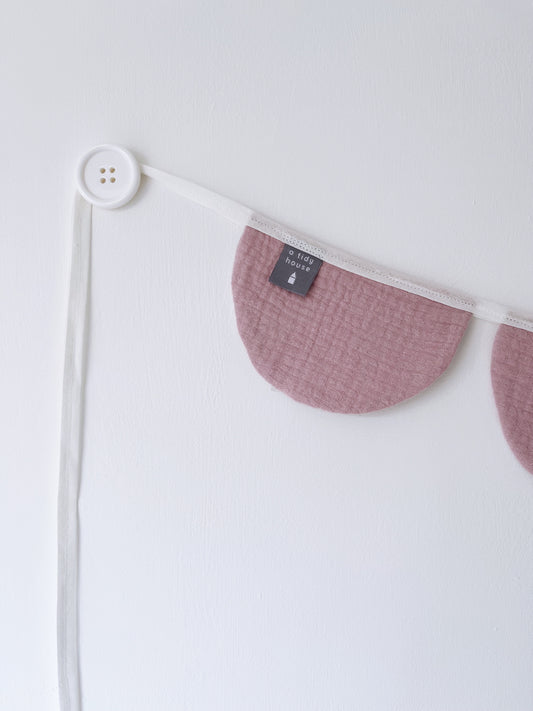 Scalloped Muslin Bunting Rose Pink